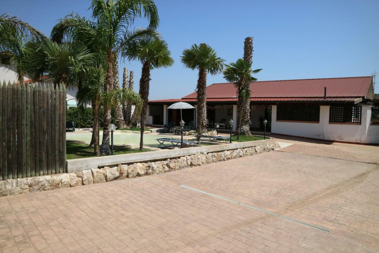 Aurelio Rapillo Hotel Latina Exterior photo