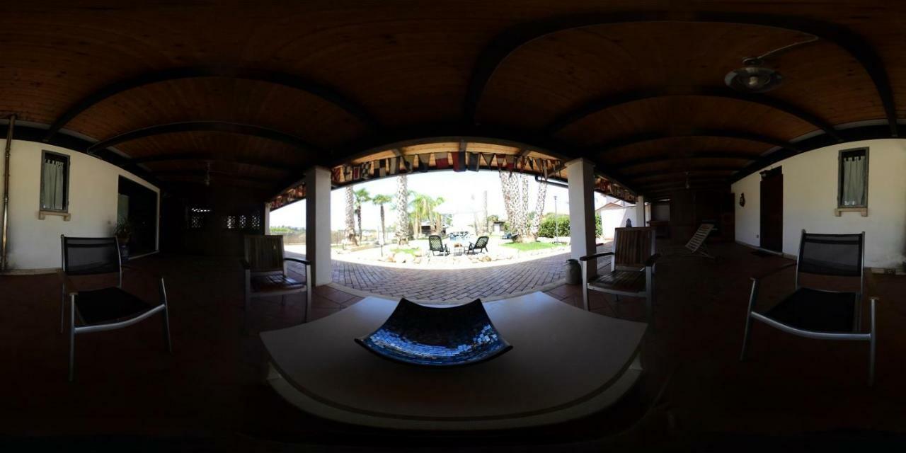 Aurelio Rapillo Hotel Latina Exterior photo